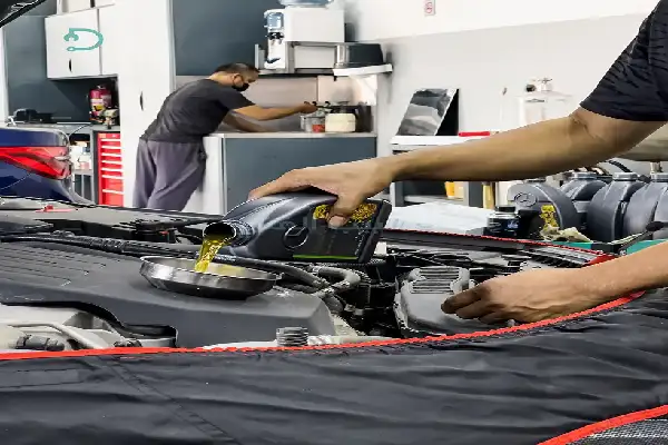كم لتر زيت محرك مرسيدس s350