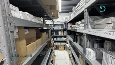 قطع غيار رنج روفر في مستودع الطبيب الفني