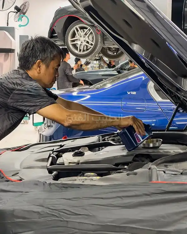 أخطار انخفاض مستوى زيت المحرك بي ام دبليو